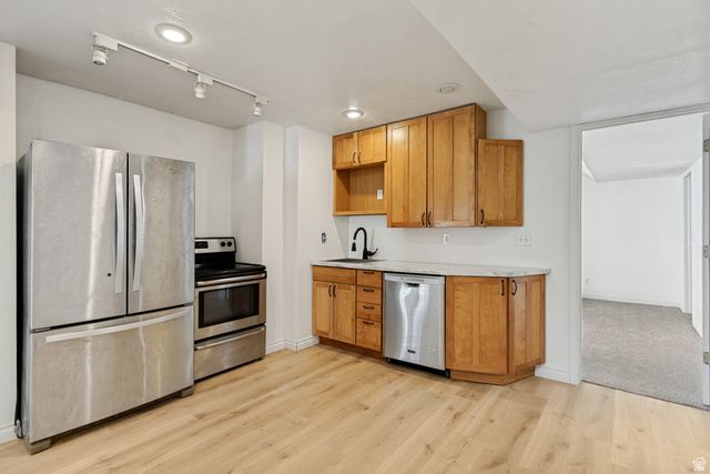 2059 CALIFORNIA CIR, Provo, UT 84606