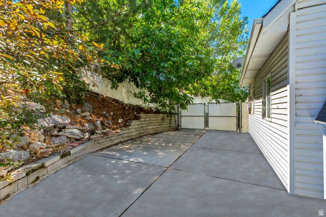 2059 CALIFORNIA CIR, Provo, UT 84606