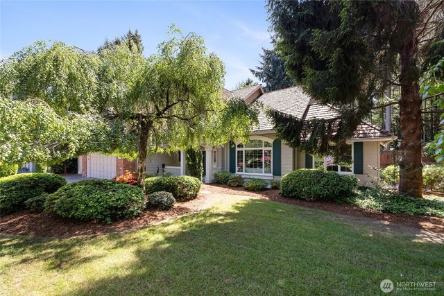 2106 28th Street Ct NW, Gig Harbor, WA 98335