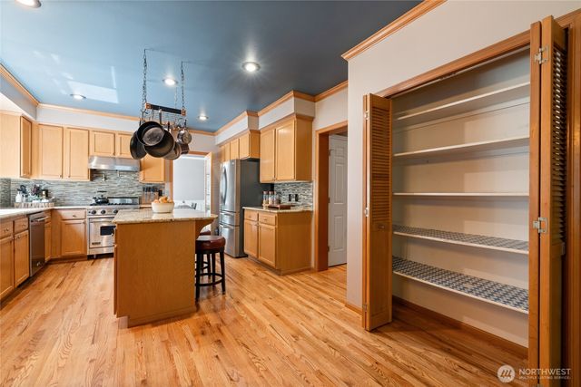 2106 28th Street Ct NW, Gig Harbor, WA 98335