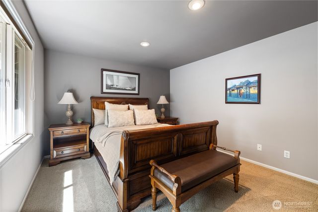 2106 28th Street Ct NW, Gig Harbor, WA 98335