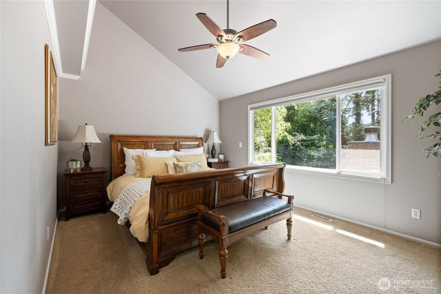 2106 28th Street Ct NW, Gig Harbor, WA 98335