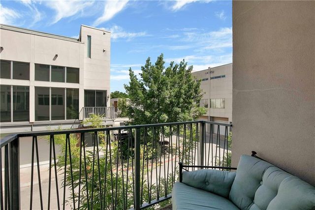 4801 S Congress Ave B2, Austin, TX 78745