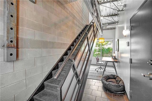 4801 S Congress Ave B2, Austin, TX 78745