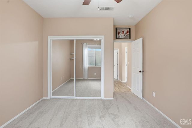 10017 Roehampton Avenue, Bakersfield, CA 93312