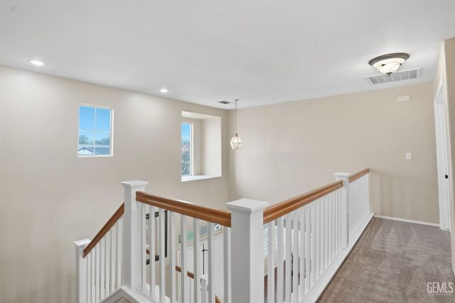 10017 Roehampton Avenue, Bakersfield, CA 93312