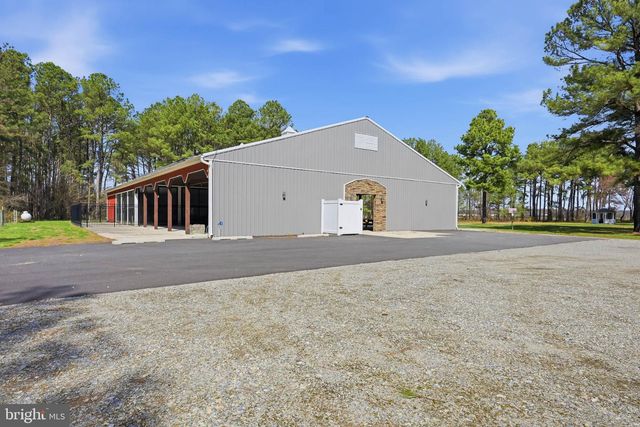 89 HUNTING QUARTER RD, Greenwood, DE 19950
