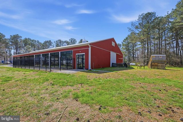 89 HUNTING QUARTER RD, Greenwood, DE 19950