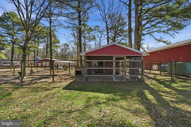 89 HUNTING QUARTER RD, Greenwood, DE 19950
