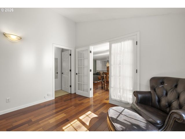 3972 CALAROGA Dr, West Linn, OR 97068