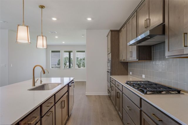 261 Crater Lake DR, Dripping Springs, TX 78620