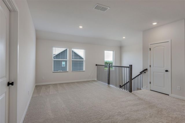 261 Crater Lake DR, Dripping Springs, TX 78620