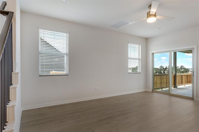261 Crater Lake DR, Dripping Springs, TX 78620
