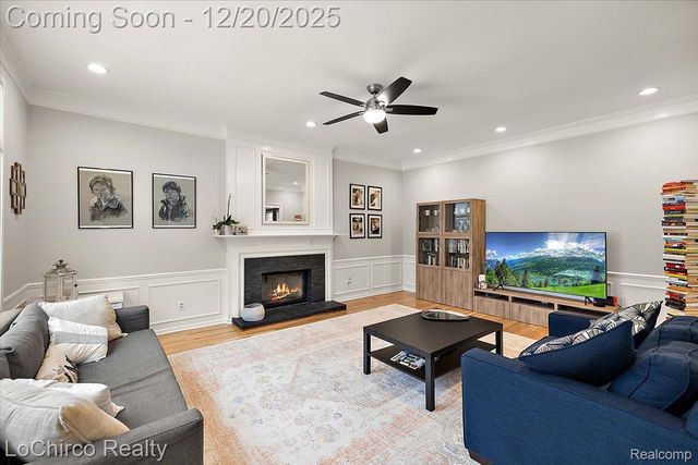 1908 Beaver Creek Drive, Rochester, MI 48307