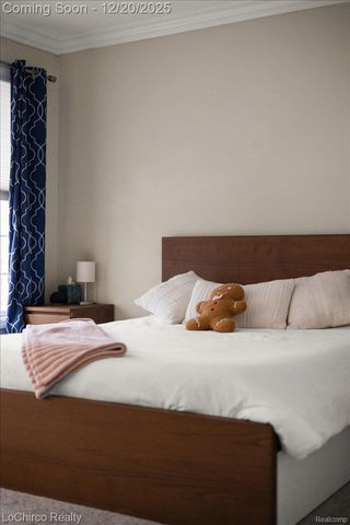 1908 Beaver Creek Drive, Rochester, MI 48307