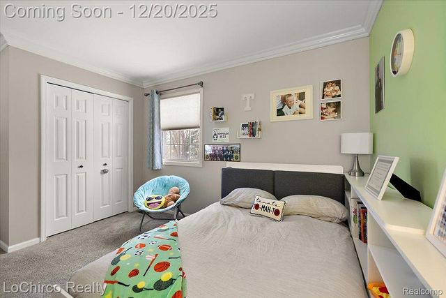 1908 Beaver Creek Drive, Rochester, MI 48307