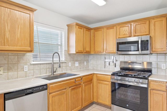 14425 Lemongrass LN, Pflugerville, TX 78660