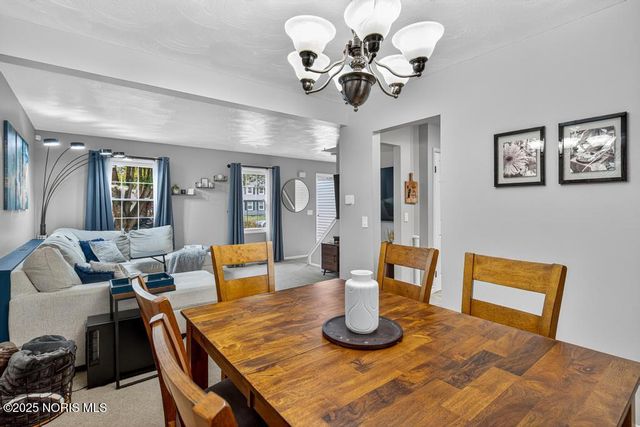 538 Cambridge Park, Maumee, OH 43537