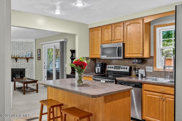 538 Cambridge Park, Maumee, OH 43537