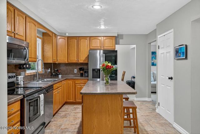 538 Cambridge Park, Maumee, OH 43537