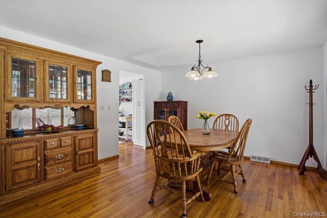 11 Lower Lake Road, Mahopac, NY 10541