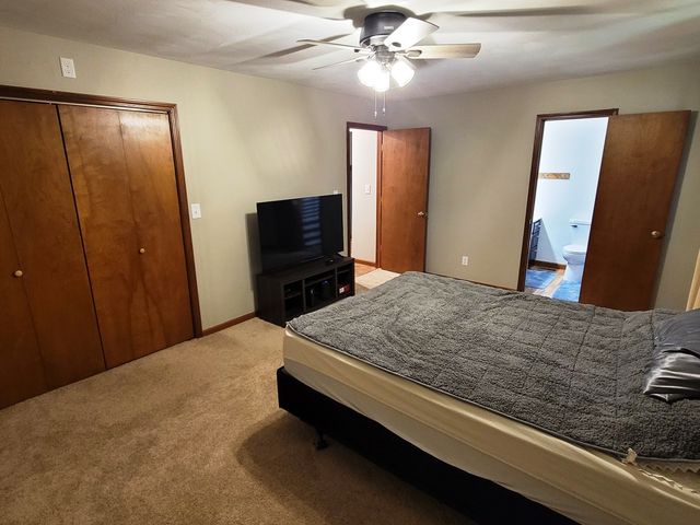 509 WILLOW Place, Salem, IL 62881