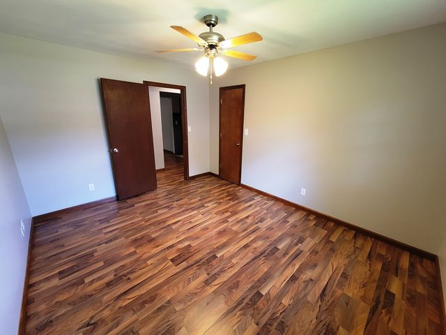 509 WILLOW Place, Salem, IL 62881