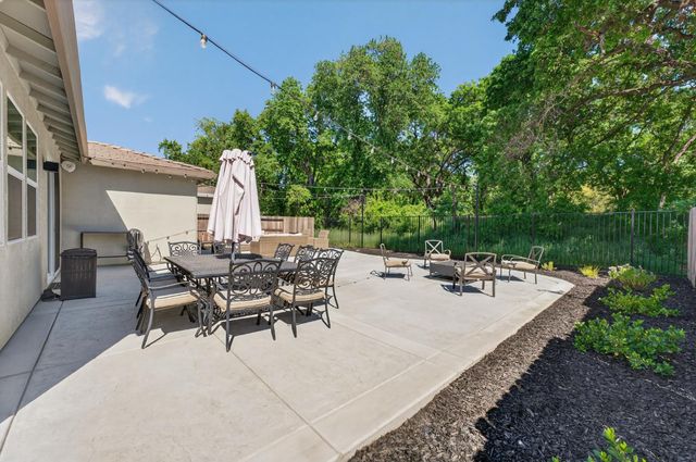 757 Pacific Grove Way, Plumas Lake, CA 95961