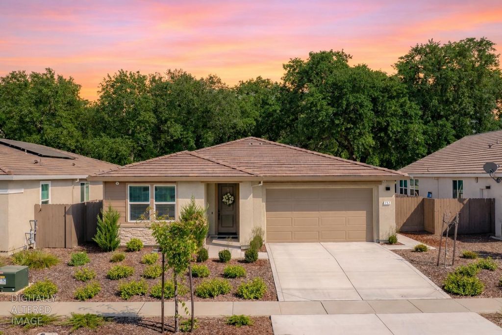 757 Pacific Grove Way, Plumas Lake, CA 95961