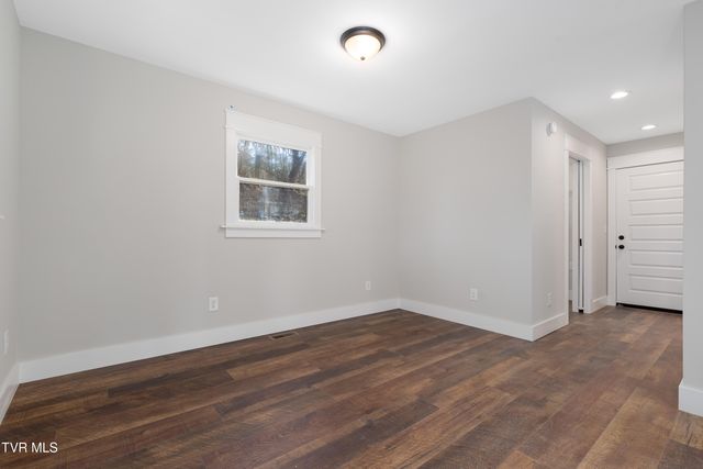 109 Tami Drive, Johnson City, TN 37601