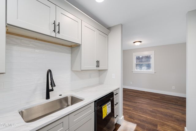 109 Tami Drive, Johnson City, TN 37601