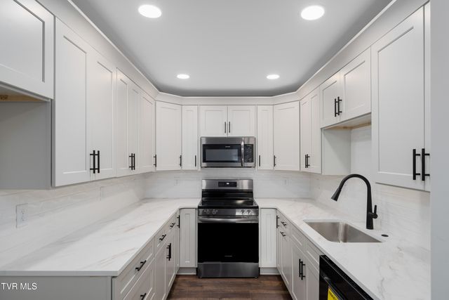 109 Tami Drive, Johnson City, TN 37601