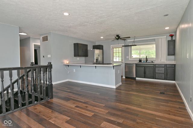 130 Church Street, Mooresville, IN 46158