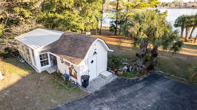 402 Knott Drive, Eutawville, SC 29048