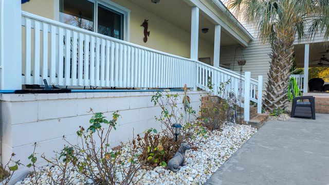 402 Knott Drive, Eutawville, SC 29048