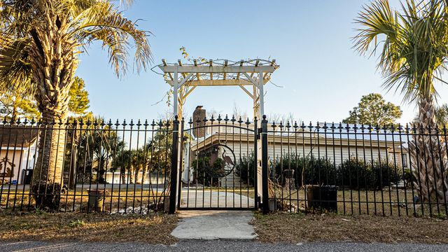 402 Knott Drive, Eutawville, SC 29048