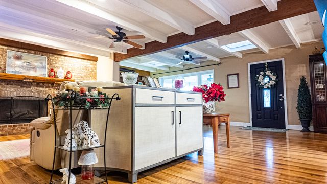 402 Knott Drive, Eutawville, SC 29048