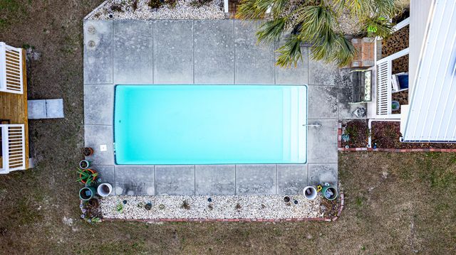 402 Knott Drive, Eutawville, SC 29048