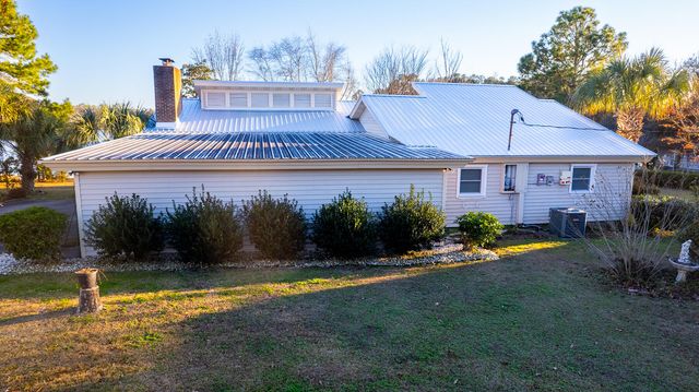 402 Knott Drive, Eutawville, SC 29048