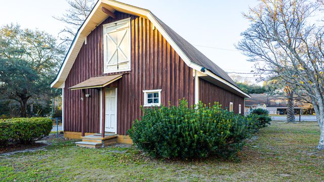 402 Knott Drive, Eutawville, SC 29048