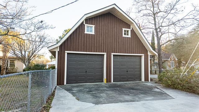 402 Knott Drive, Eutawville, SC 29048