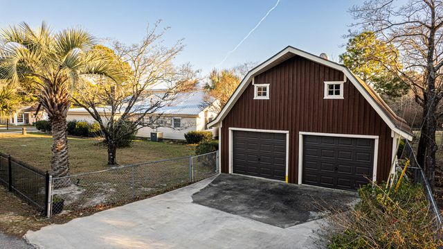 402 Knott Drive, Eutawville, SC 29048