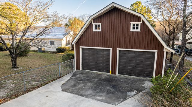 402 Knott Drive, Eutawville, SC 29048