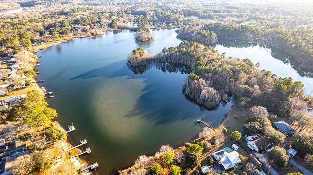 402 Knott Drive, Eutawville, SC 29048