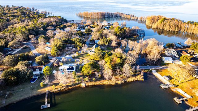 402 Knott Drive, Eutawville, SC 29048