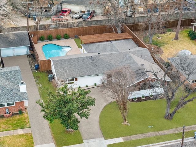 3616 Woodleigh Drive, Dallas, TX 75229