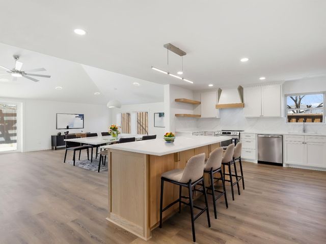 3616 Woodleigh Drive, Dallas, TX 75229