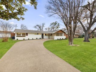 3616 Woodleigh Drive, Dallas, TX 75229