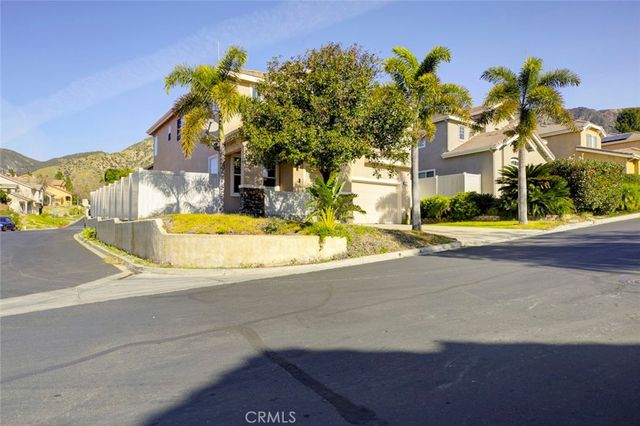 12215 Via Santa Marta, Sylmar, CA 91342