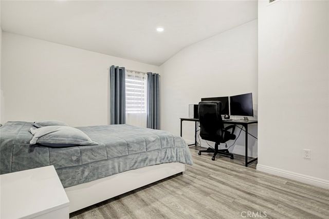 12215 Via Santa Marta, Sylmar, CA 91342